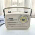 RED5 Retro Radio - Tune in with Style